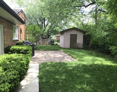 402 E Atwater Avenue - Photo Thumbnail 12
