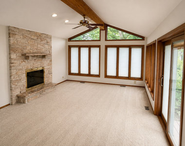 103 Cottonwood Road - Photo Thumbnail 10