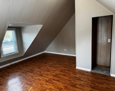 7035 W 115th Street - Photo Thumbnail 20