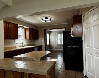 7035 W 115th Street - Photo Thumbnail 5