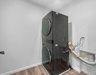 2236 Weatherbee Lane - Photo Thumbnail 24