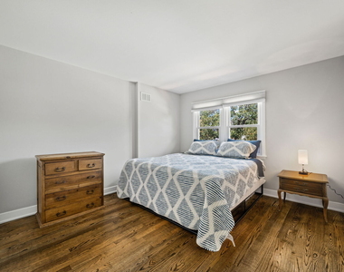 3115 Lake Avenue - Photo Thumbnail 10