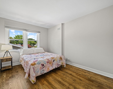 3115 Lake Avenue - Photo Thumbnail 11