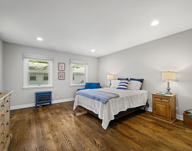 3115 Lake Avenue - Photo Thumbnail 8