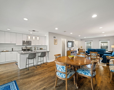 3115 Lake Avenue - Photo Thumbnail 5
