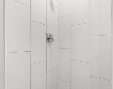 1301 W Estes Avenue - Photo Thumbnail 10