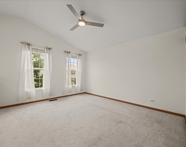 1637 Linden Park Lane - Photo Thumbnail 3