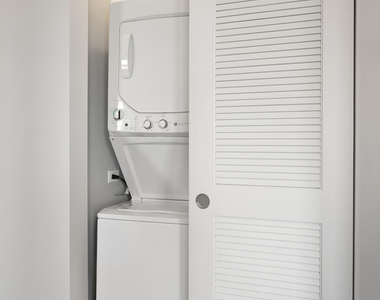 1325 W Wilson Avenue - Photo Thumbnail 6