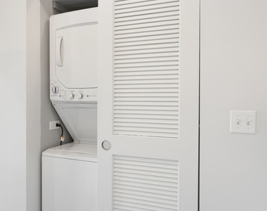 1325 W Wilson Avenue - Photo Thumbnail 4