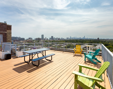 1325 W Wilson Avenue - Photo Thumbnail 7