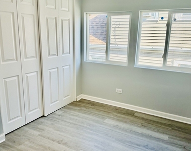35 46th Avenue - Photo Thumbnail 6