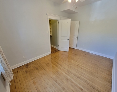 4552 N Claremont Avenue - Photo Thumbnail 19