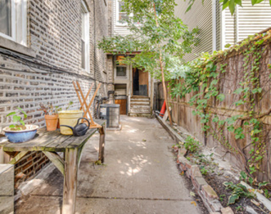 4552 N Claremont Avenue - Photo Thumbnail 22