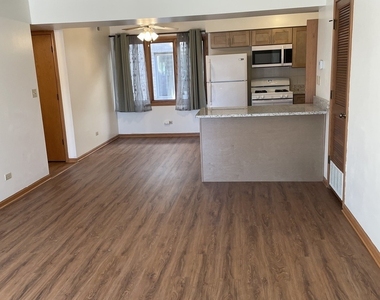 9532 Minnick Avenue - Photo Thumbnail 1