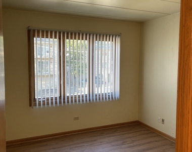 9532 Minnick Avenue - Photo Thumbnail 5