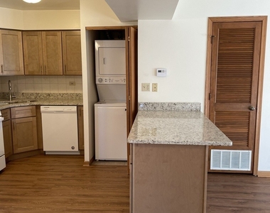 9532 Minnick Avenue - Photo Thumbnail 4