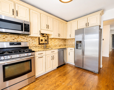 1077 Glouchester Harbor - Photo Thumbnail 19