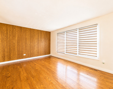 1077 Glouchester Harbor - Photo Thumbnail 16