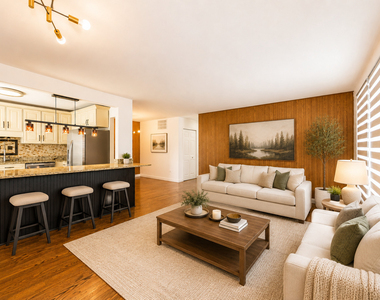 1077 Glouchester Harbor - Photo Thumbnail 2