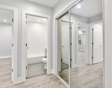 1301 W Estes Avenue - Photo Thumbnail 7