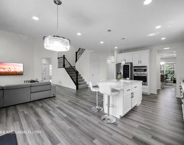 12504 S Cherry Blossom Boulevard - Photo Thumbnail 15