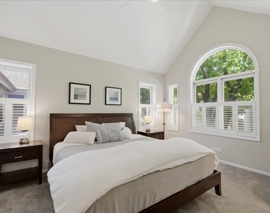 3311 N Racine Avenue - Photo Thumbnail 10