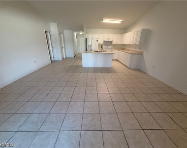 1818 Andalusia Boulevard - Photo Thumbnail 3