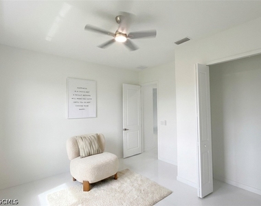 2325 Nw 37th Place - Photo Thumbnail 38