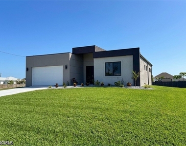 2325 Nw 37th Place - Photo Thumbnail 24