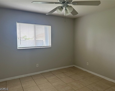 2231 Nw 7th Place - Photo Thumbnail 12
