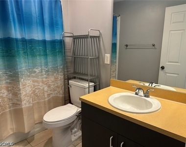 2231 Nw 7th Place - Photo Thumbnail 19