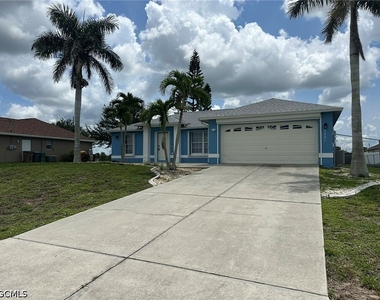 2231 Nw 7th Place - Photo Thumbnail 1