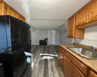 496 Kelley - Photo Thumbnail 6