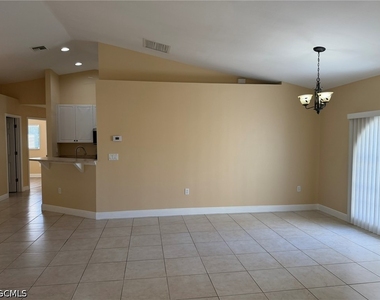 2553 Nw 21st Avenue - Photo Thumbnail 8
