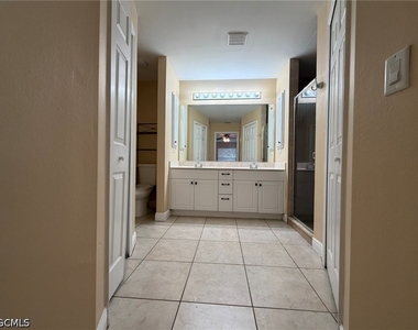 2553 Nw 21st Avenue - Photo Thumbnail 17