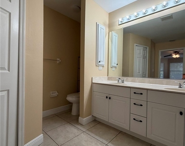 2553 Nw 21st Avenue - Photo Thumbnail 20