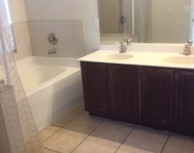 3630 West Gator Circle - Photo Thumbnail 3