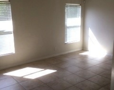 3630 West Gator Circle - Photo Thumbnail 7