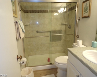 7500 Estero Boulevard - Photo Thumbnail 10