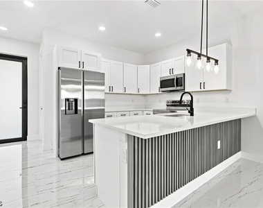 2421 Herb Avenue S - Photo Thumbnail 14