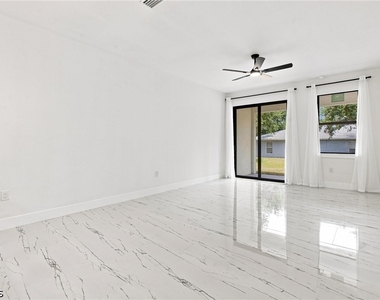 2421 Herb Avenue S - Photo Thumbnail 5