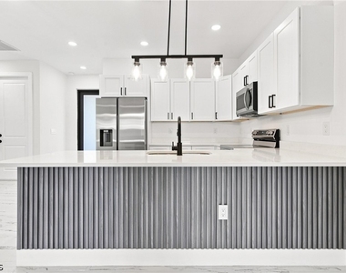 2421 Herb Avenue S - Photo Thumbnail 15