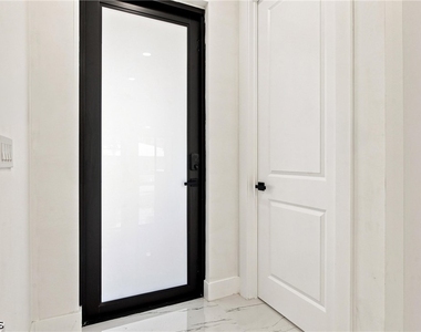2421 Herb Avenue S - Photo Thumbnail 3