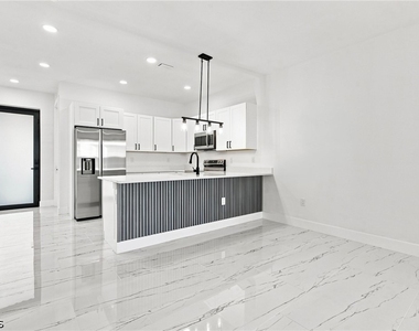 2421 Herb Avenue S - Photo Thumbnail 16