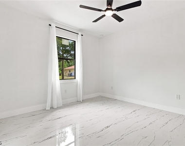 2421 Herb Avenue S - Photo Thumbnail 22