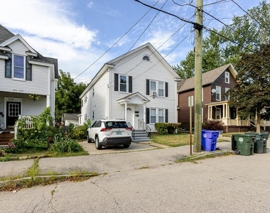324 Laurel - Photo Thumbnail 1