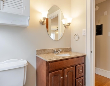 324 Laurel - Photo Thumbnail 15