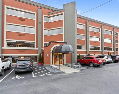 1361 Elm - Photo Thumbnail 3