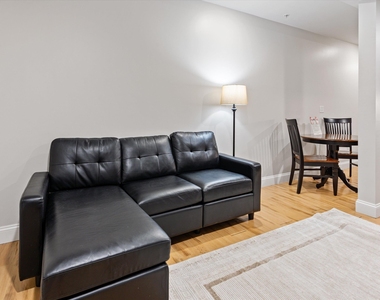 1361 Elm - Photo Thumbnail 12
