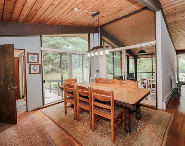 75 Taylor - Photo Thumbnail 14